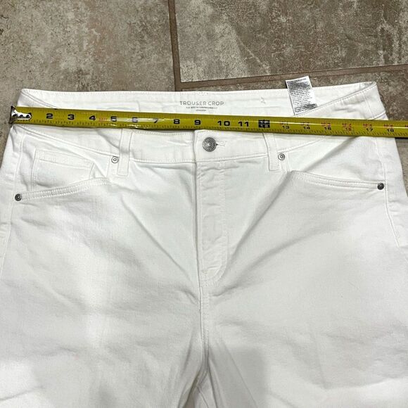Chico's Trouser Crop White Denim Wide Leg Pants Size 14 / 2.5 - Picture 10 of 11